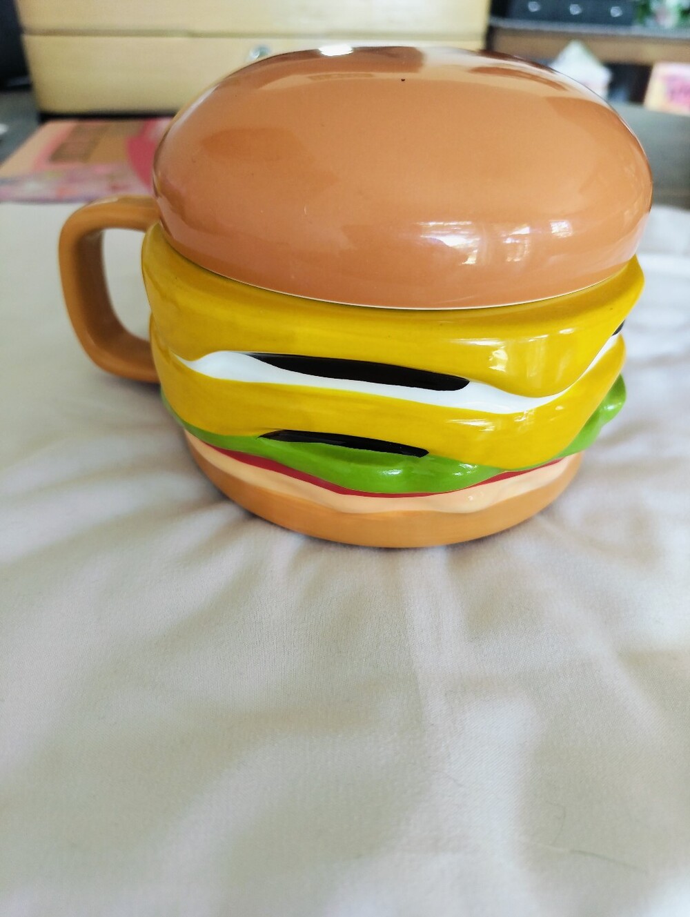 In-N-Out Burger 2022 Employee Double-Double 3D Ceramic Mug w/ Lid Associate Gift